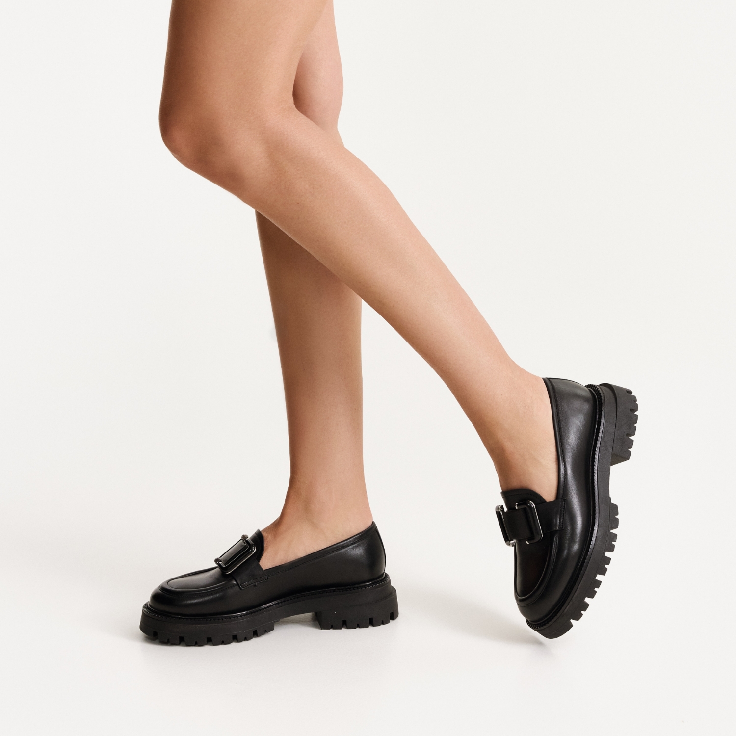 Picture of Women Casual Leather Loafers 8165 Vitello Black