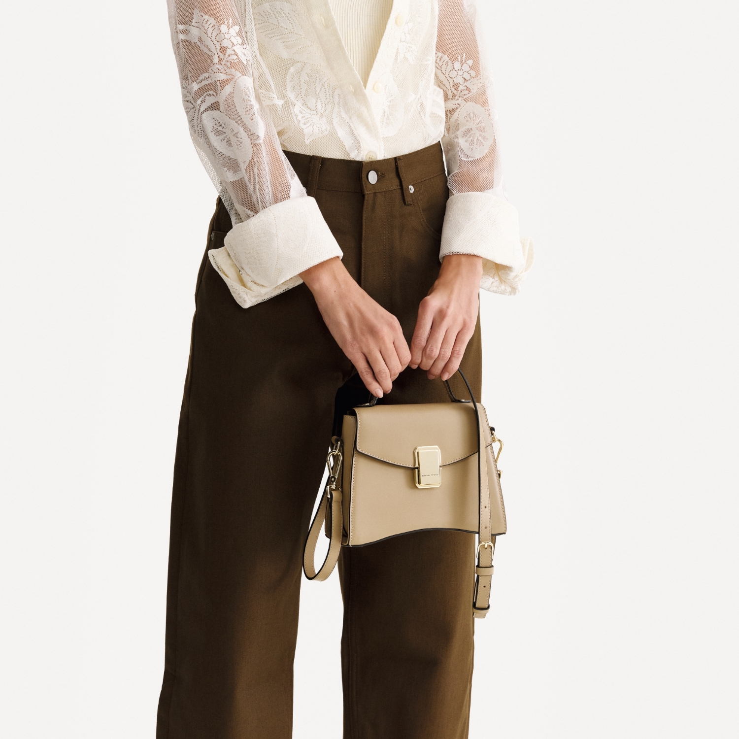 Снимка на Geanta dama de Mana CERISE 01 VITELLO TAUPE