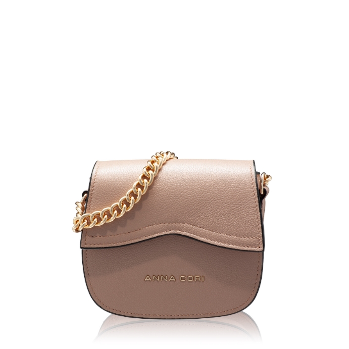 Arată detalii pentru NEVADA BOTTALATO NUDE Imagine NEVADA BOTTALATO NUDE